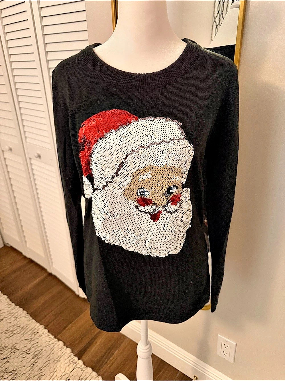 Santa Sweater Sequin in Black & White Size Medium
